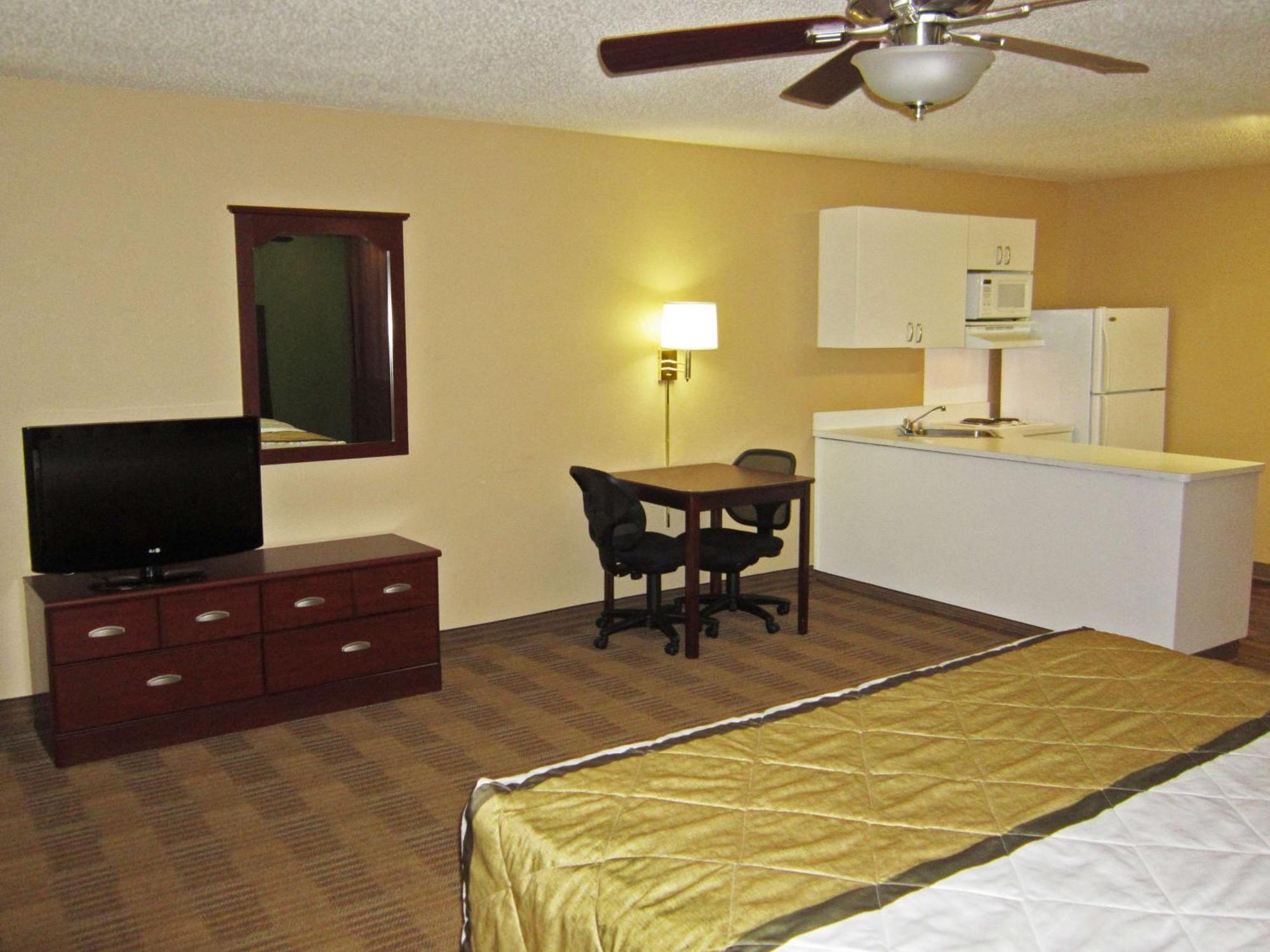 Extended Stay America Suites - Philadelphia - Plymouth Meeting - East Exterior foto